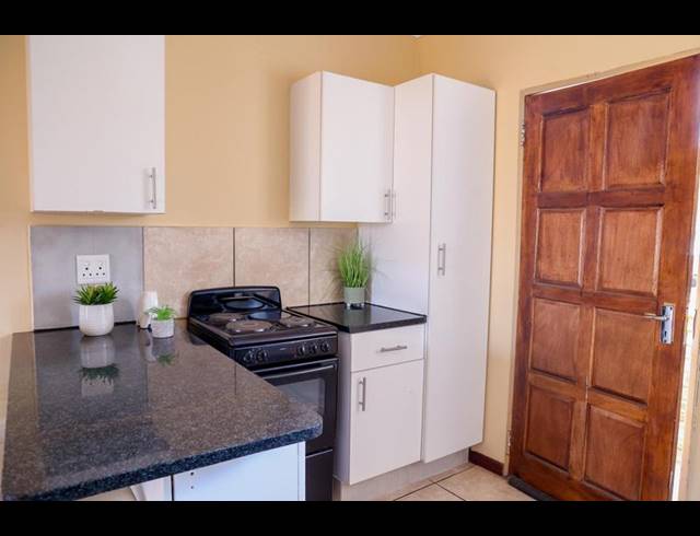 2 BEDROOM APARTMENT FOR SALE IN ELANDSPARK